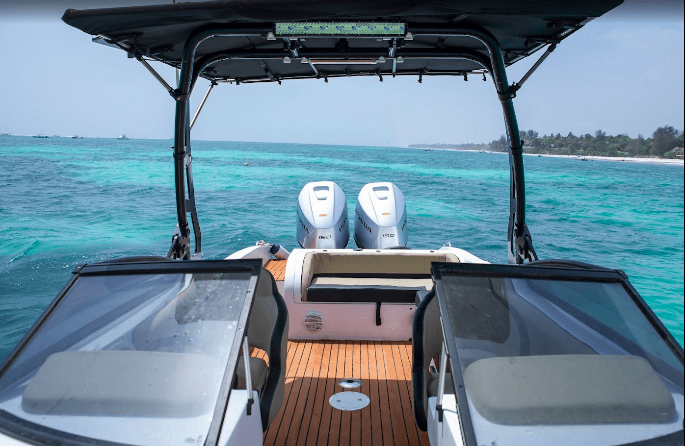 Serve Marine gallery — Inside boat